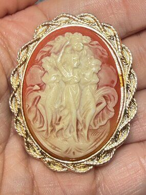 Three Graces Cameo Brooch Gold Tone Oval Vintage Style